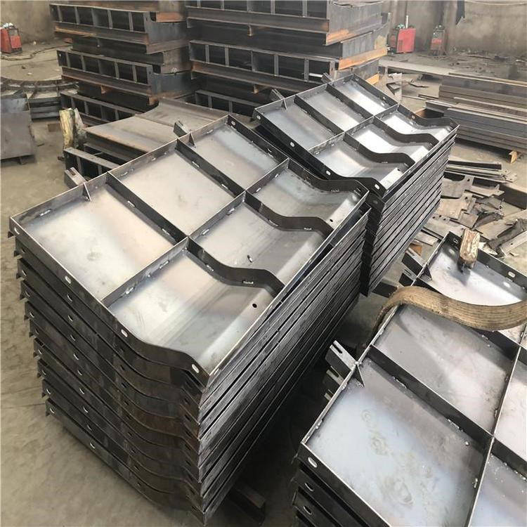 防撞墙模具 高速防撞墙模具 铁路防撞墙钢模具 致宏按图加工