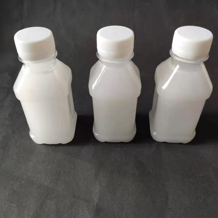 污水处理工艺曝气池用有机硅消泡剂 高浓度有机硅消泡剂乳液现售