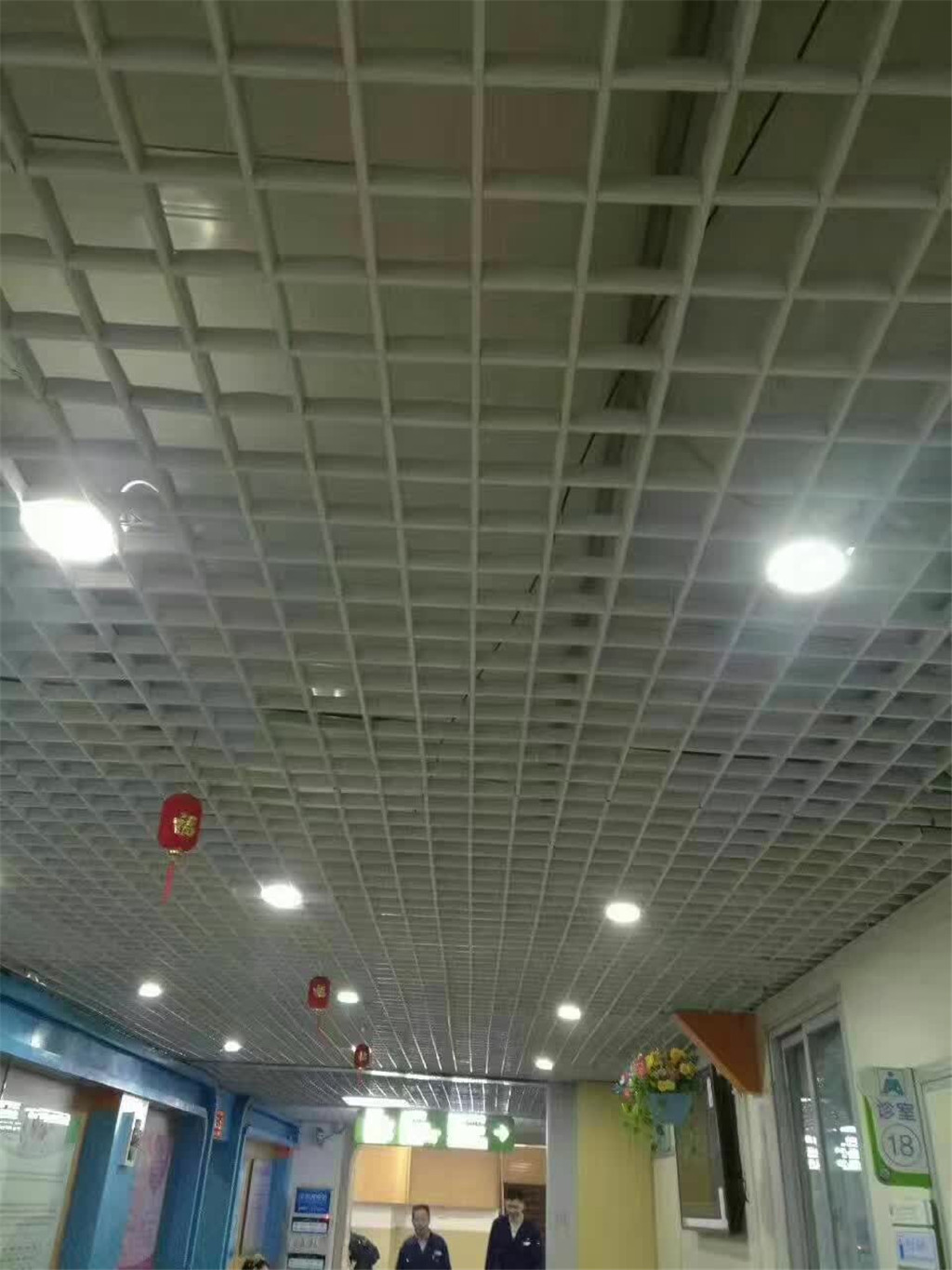 金属铝天花装饰  格栅天花  方通天花  铝挂片厂家直销