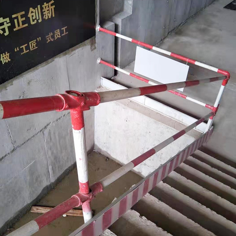 防护立杆 楼梯防护立杆建筑立杆 临边防护配件 欢迎来电咨询