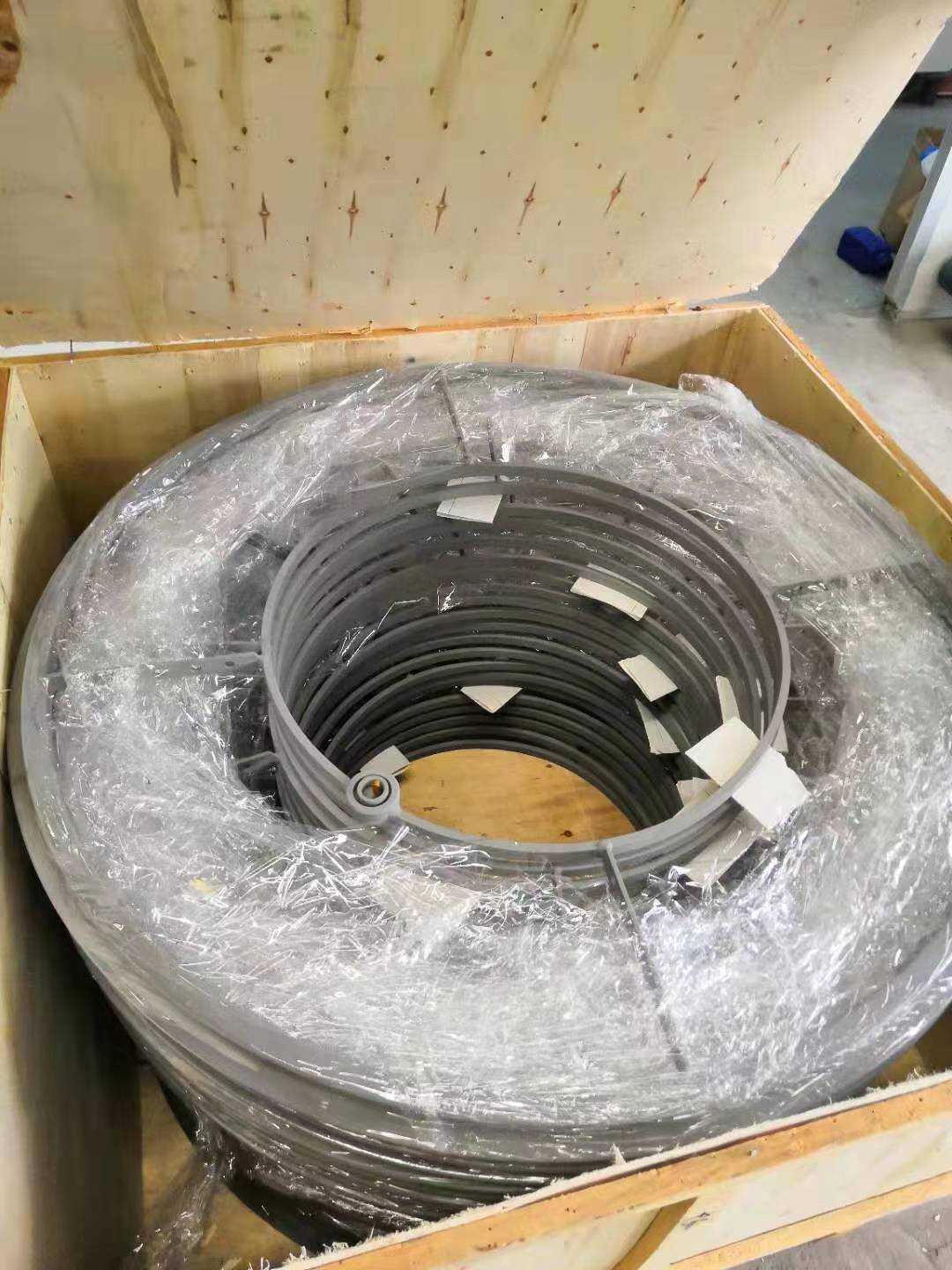振动筛网架螺旋轴 耐磨防腐涂层  火焰喷涂加工 碳化钨喷涂 