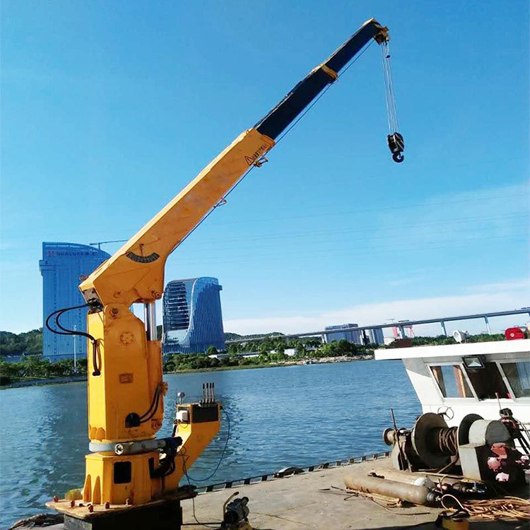  3吨船吊船用起重机 山东吊车厂家 液压式船用起重机可旋转360度