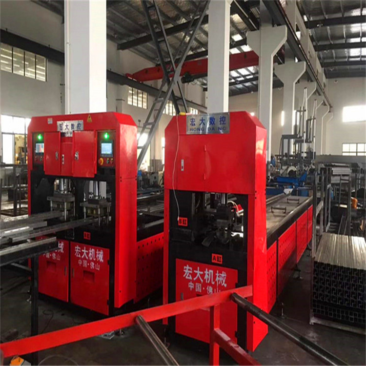 青海海西爬架全自动打孔机 货架全自动打孔机厂家服务周到宏大机械