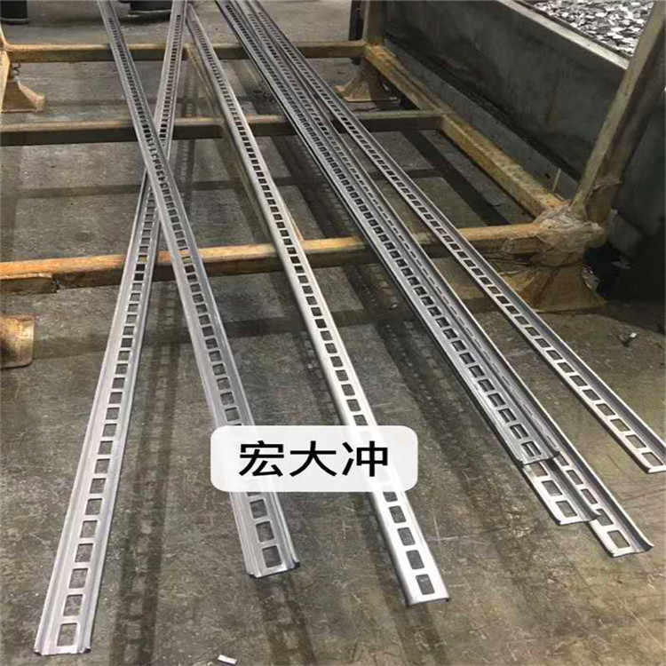 四川达州方管货架自动冲孔机 货架自动冲床调机教程宏大机械