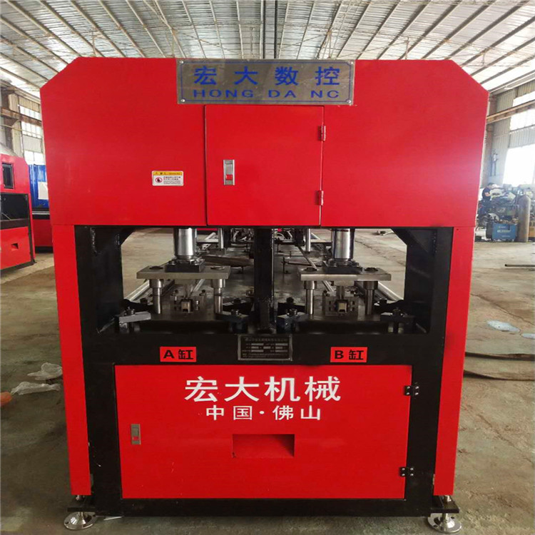 广东汕头蝴蝶孔货架数控冲床 建筑爬架全自动打孔机厂家服务周到宏大机械