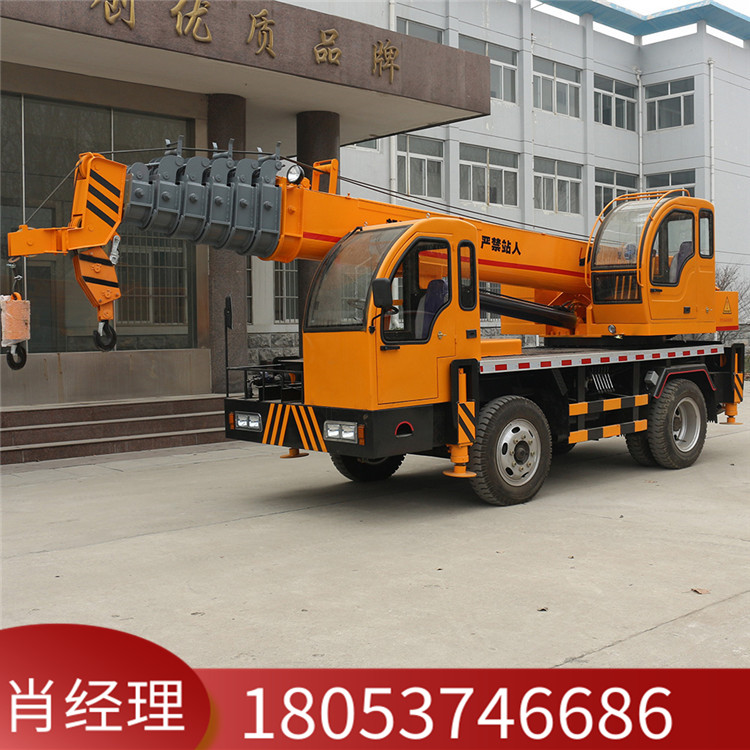 厂家定制 四轮装载式起重吊车 全液压可移动小型吊车 自制吊车价格美丽