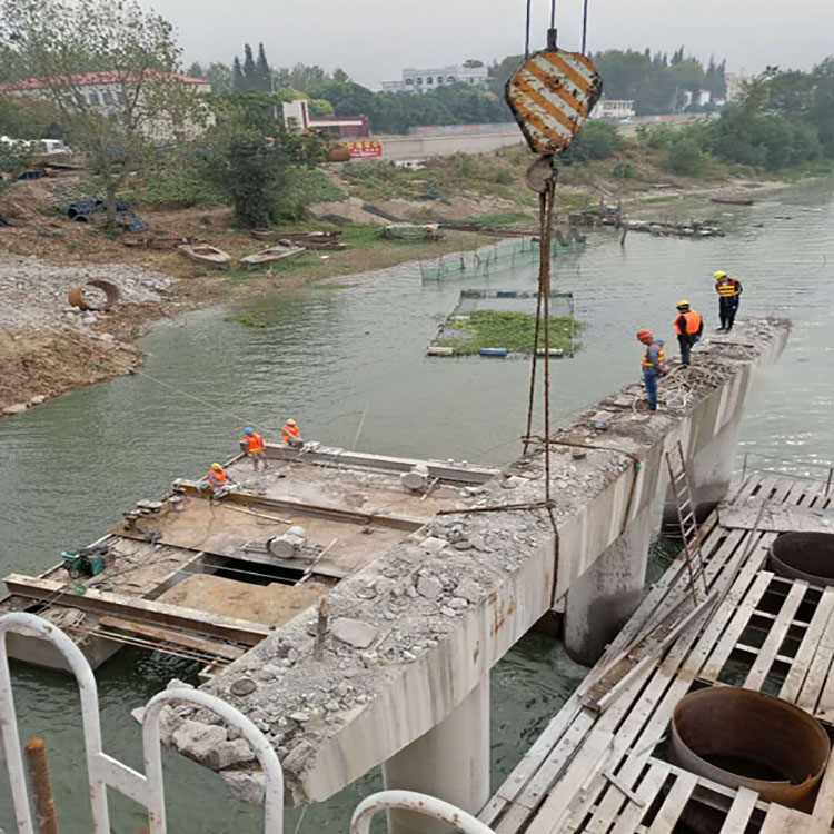 洪通 混凝土水泥路面切割公司 承包各种切割拆除工程