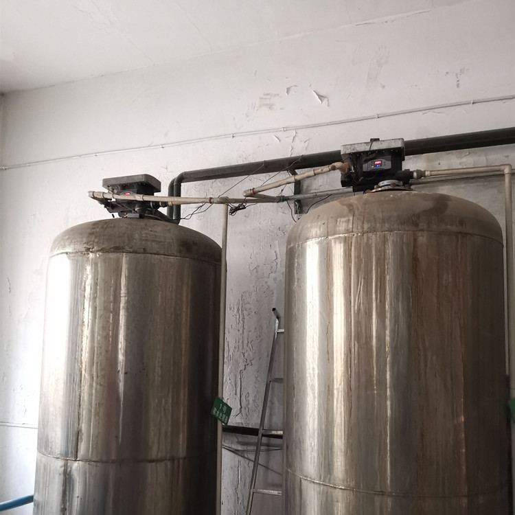 宝鸡工业软化水设备阳离子树脂中央空调软水器销售