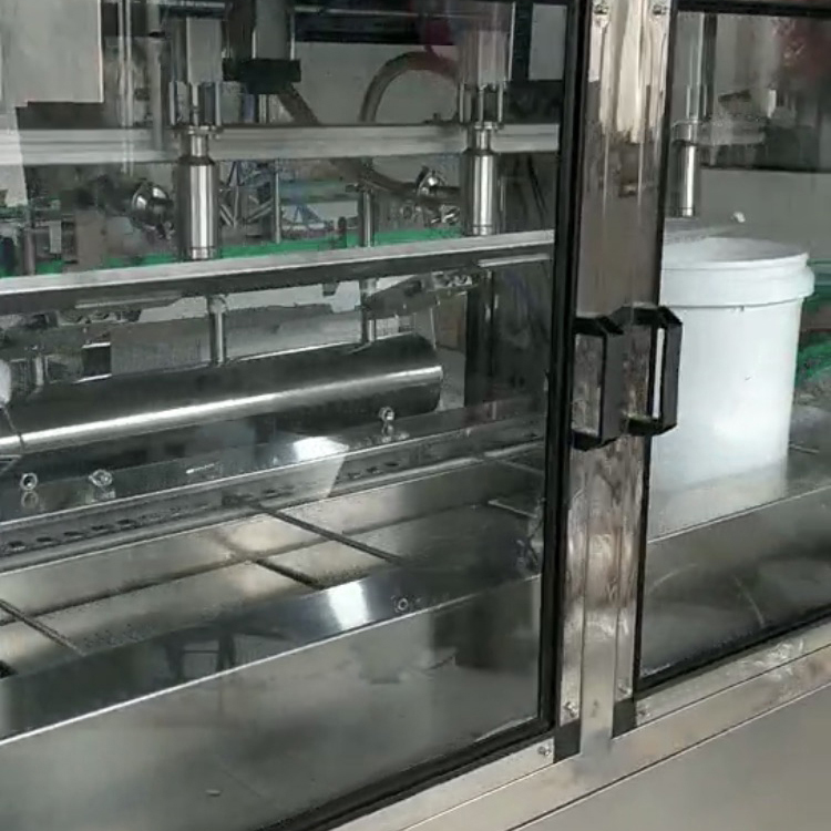 九巧酒精灌装机  四头灌装机价  多功能使用，适应性好