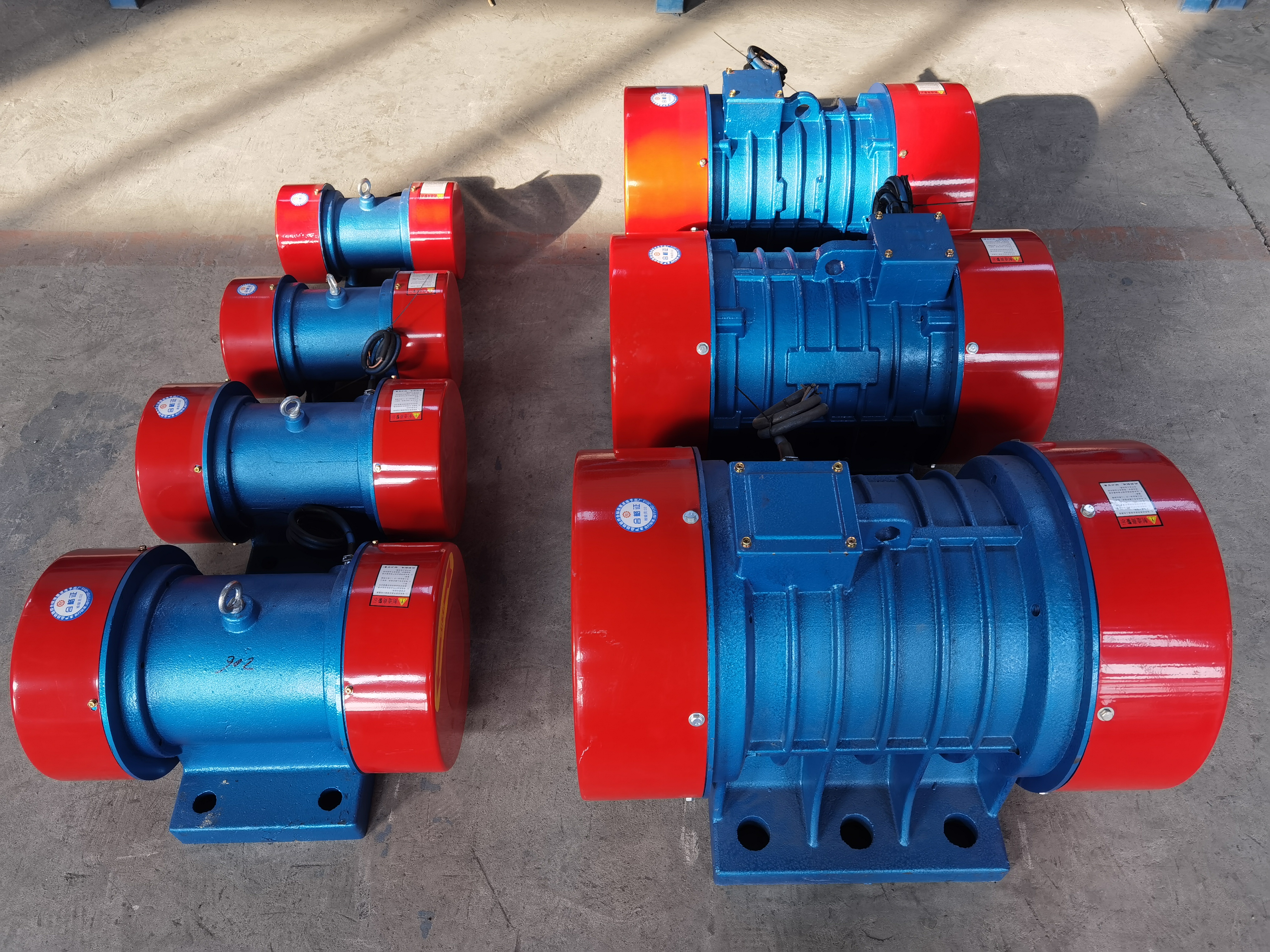 德通振动 潍坊批发YZS系列振动电机 0.75KW-12KW  4级6级8级卧式振动电机