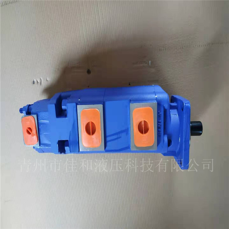 金科钻机齿轮泵    金科580钻机三联泵    1115133636