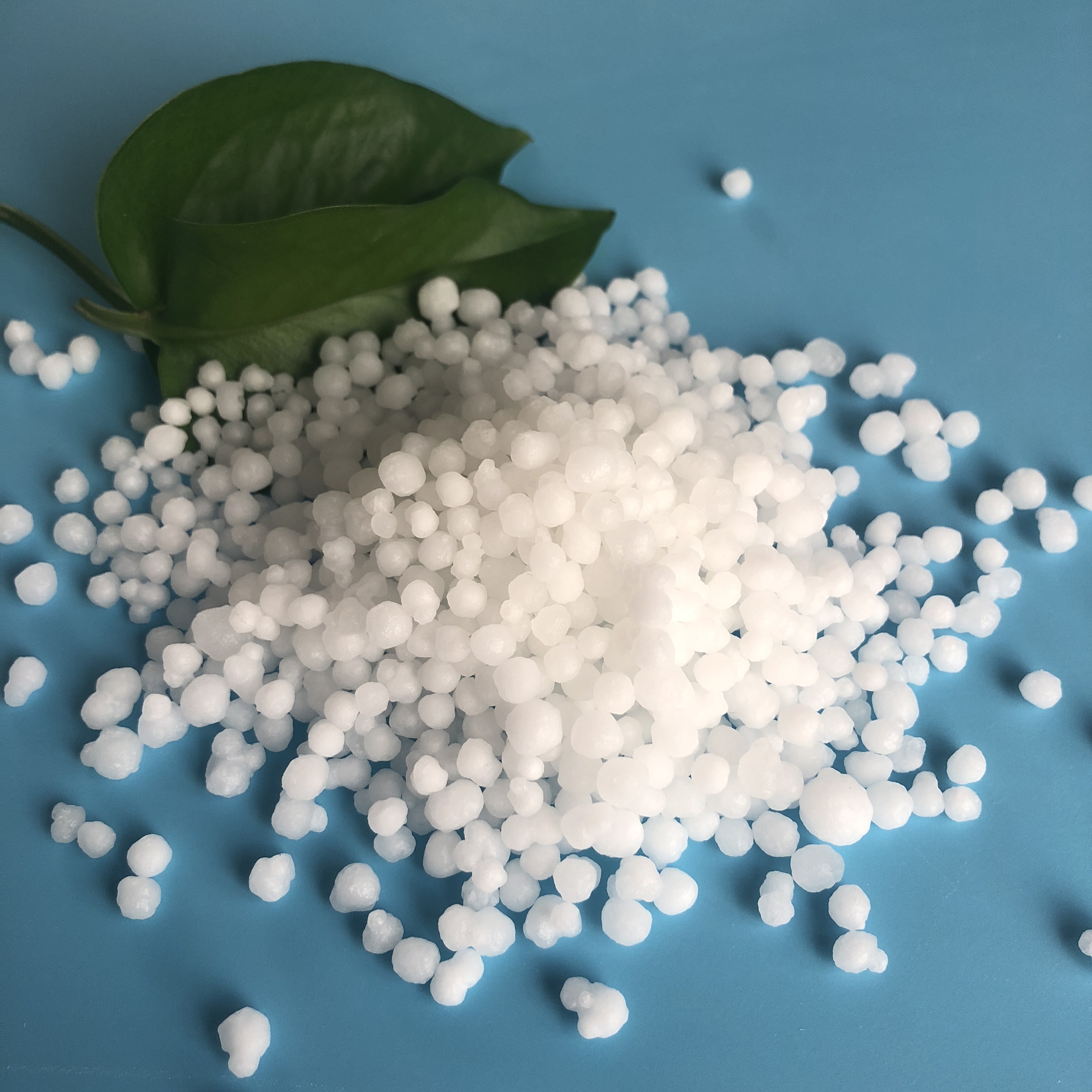 厂家现货工业级氯化镁 机械工业用六水氯化镁球 46含量氯化镁