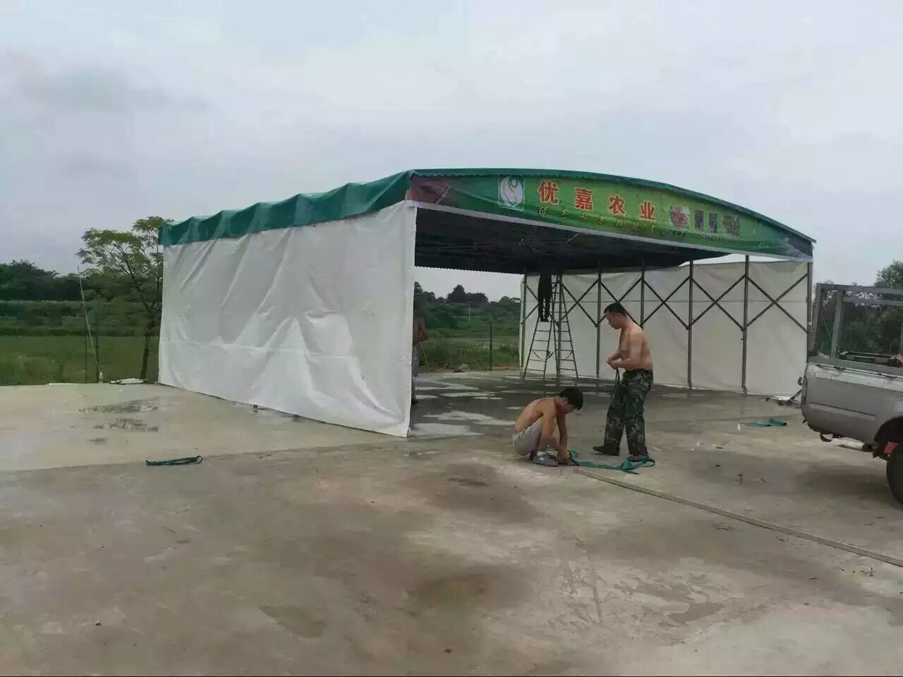 湖北枣阳电动推拉雨棚烧烤大排档推拉雨蓬电动推拉棚测量安装定做 推拉篷