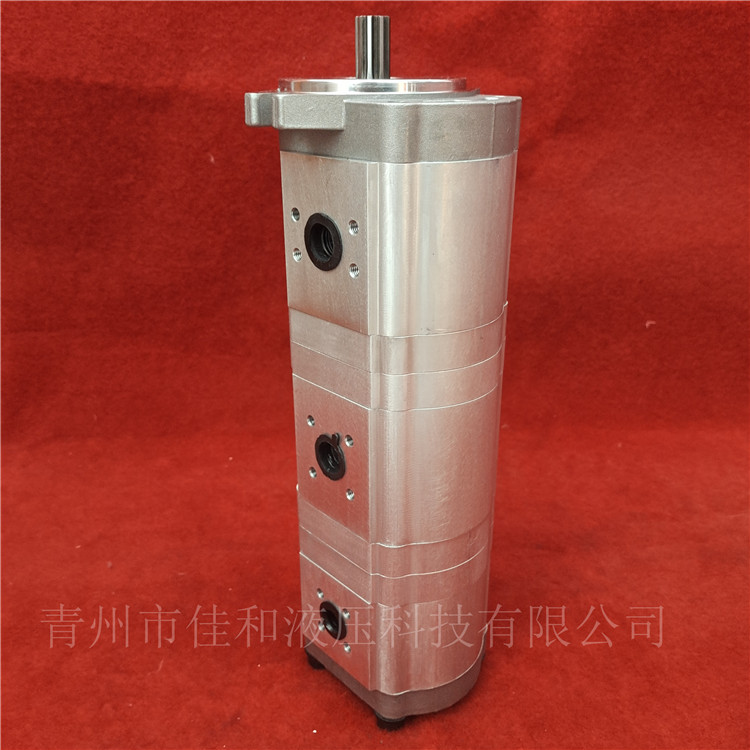 志高钻机行走泵 三联泵供应 1142003163A