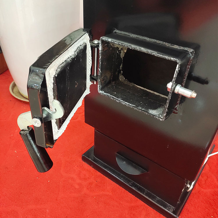 生产 家用节能取暖器 型煤用炉 生物质压块炉 立式生活锅炉 规格多样