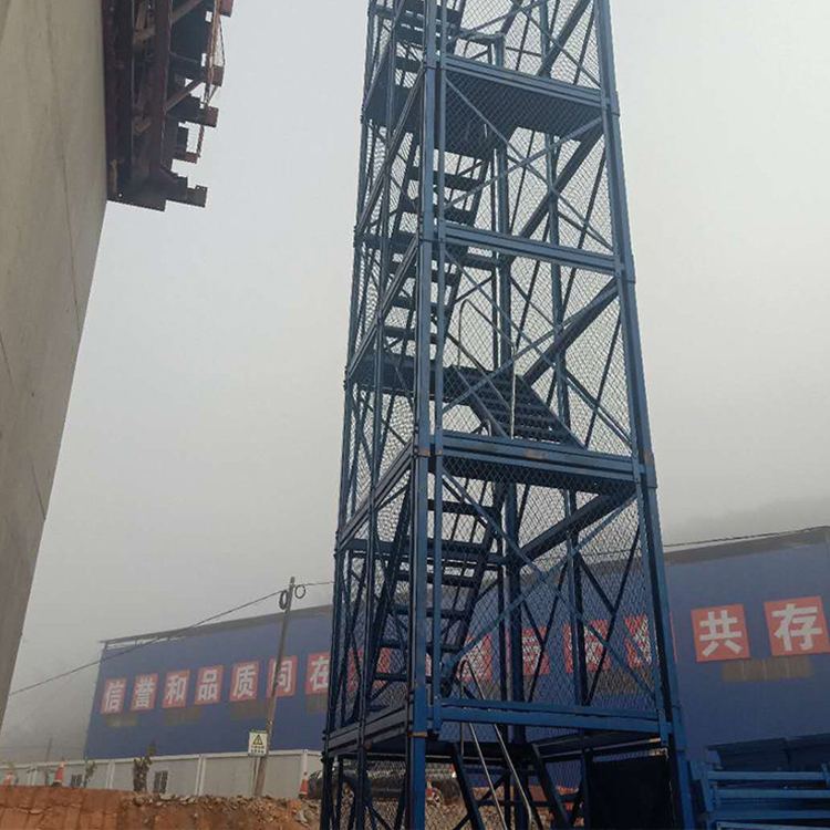 施工安全爬梯梯笼 利科建筑销售 施工安全梯笼 挂网式梯笼 按需定制