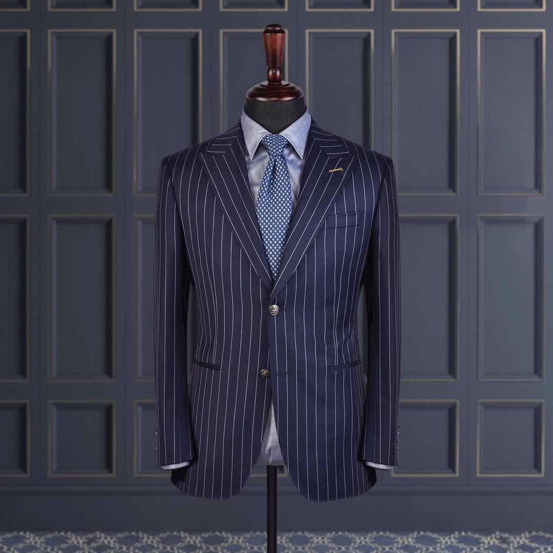 西安西服定制-瑪帝尼有型的西服套装