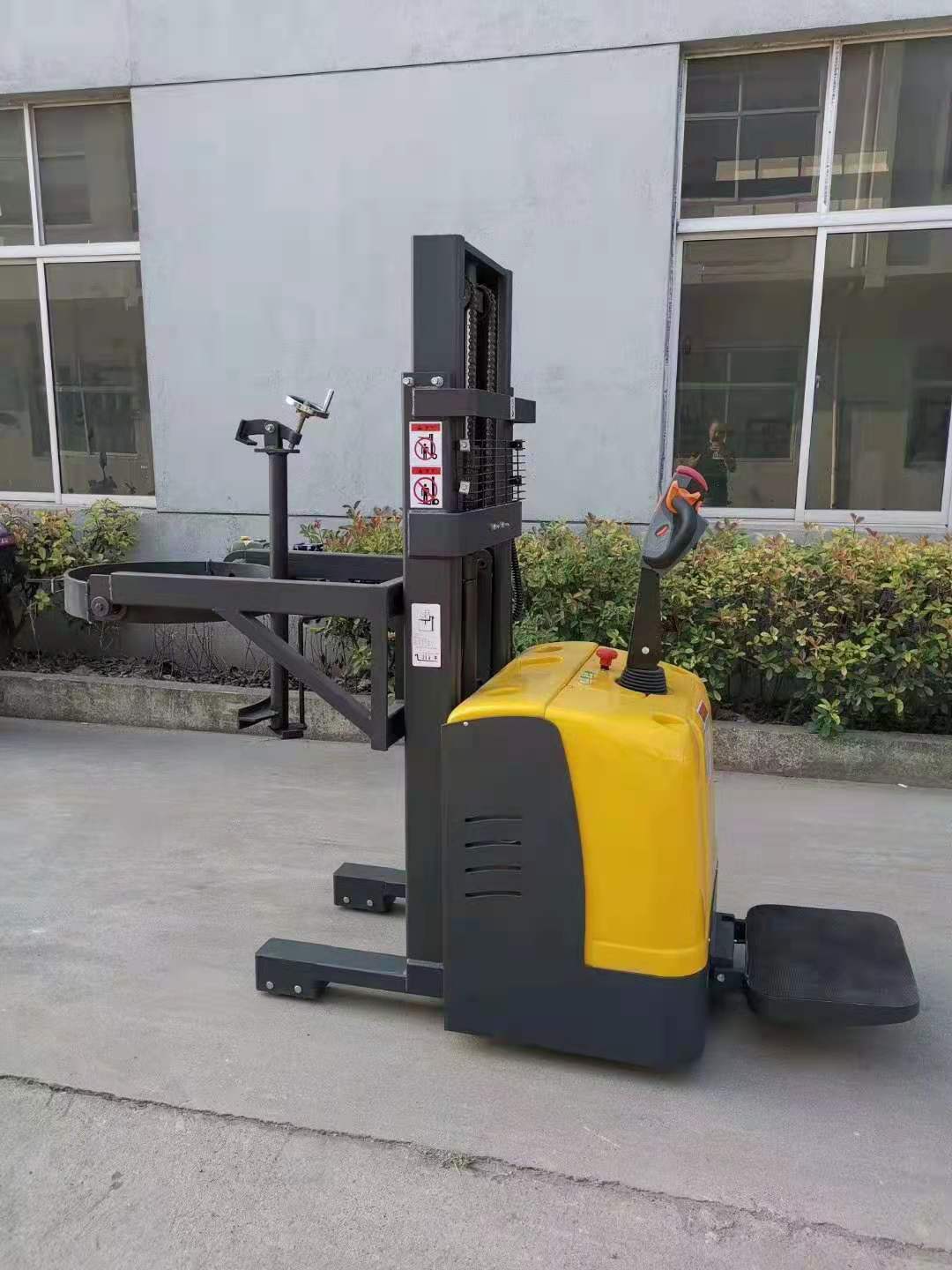 1.5吨纯电动叉车搬运车 纯电动搬运叉车厂家 搬运叉车全国发货