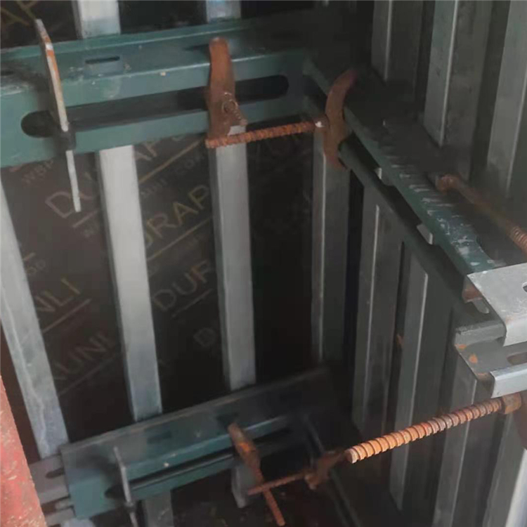 可调式钢背楞新型建筑模板支撑