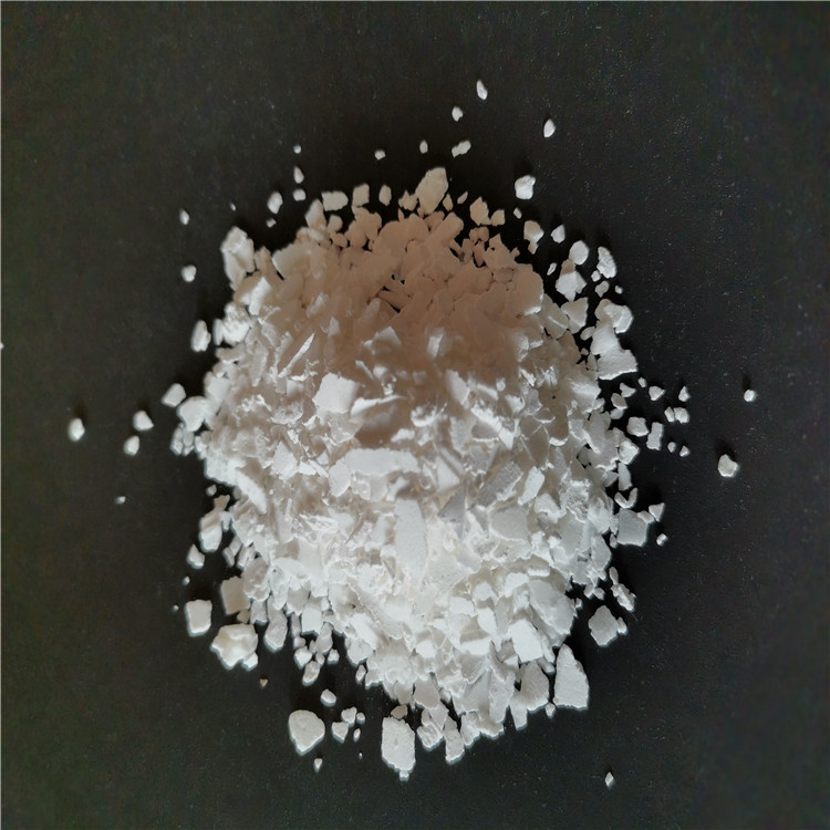 厂家直供 二水片状氯化钙 氯化钙厂家 74国标含量氯化钙 干燥剂用氯化钙