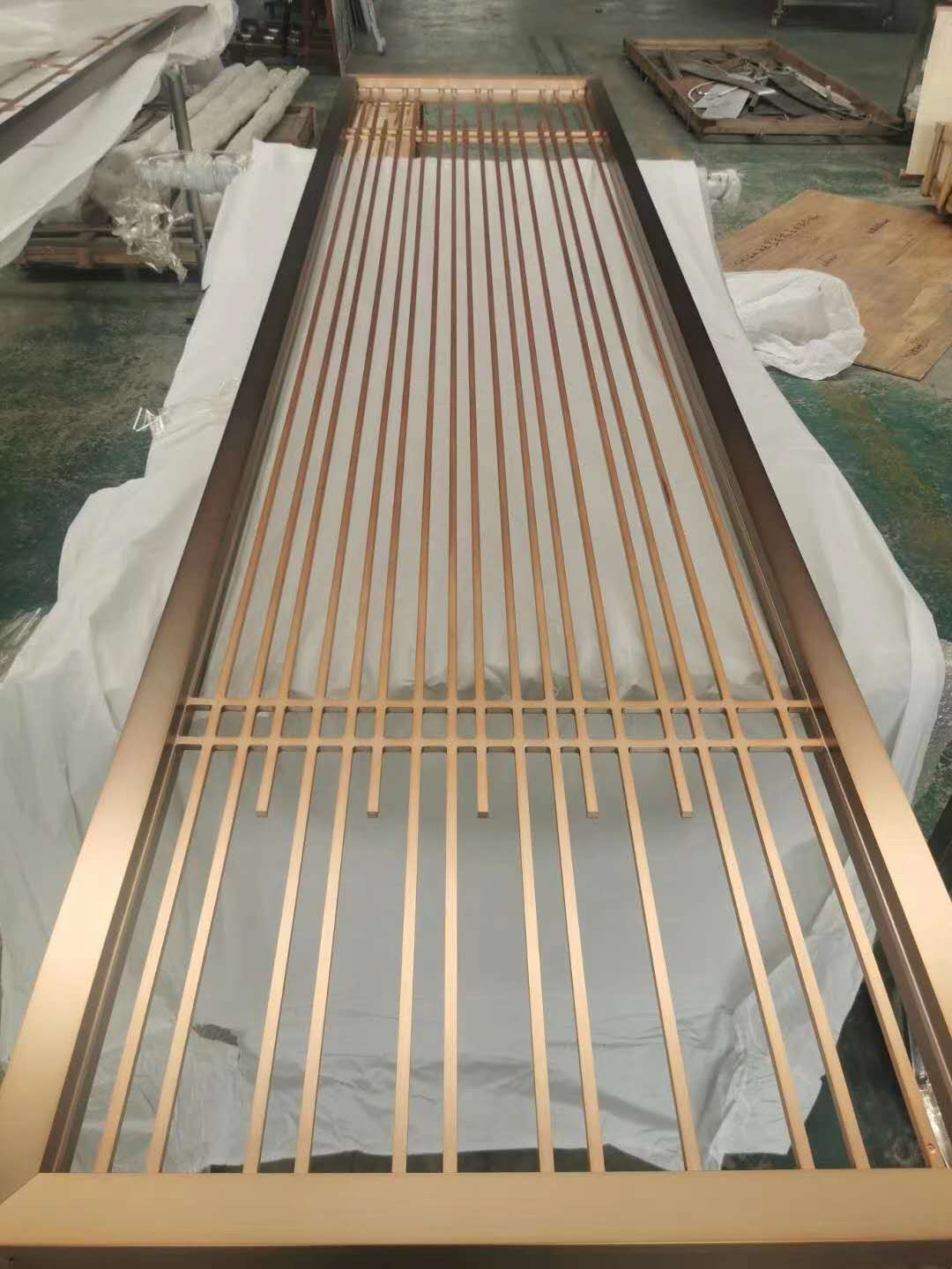 阳春不锈钢铝雕屏风厂家 翌品 阳江不锈钢铝雕屏风厂家 不锈钢铝雕屏风生产