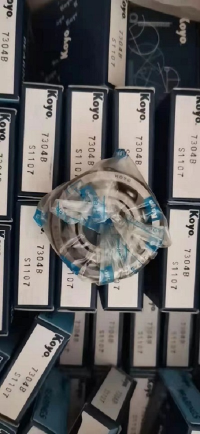 KOYO 带冲压保持架轴承批发 7304B 轴承销售 天水轴承批发 进口轴承厂家 日本光洋精工轴承