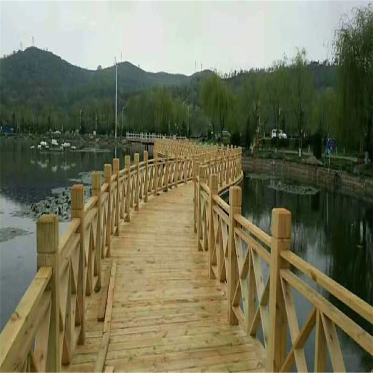 木栈道防腐木  公园栈道  小木桥订购