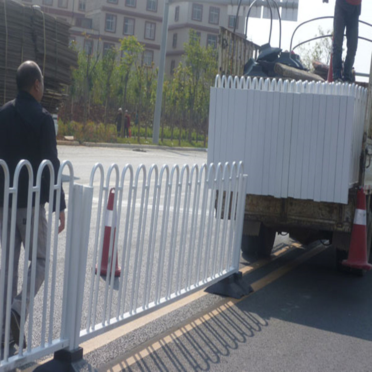 江苏防撞护栏  隔离围栏  城市道路护栏加工