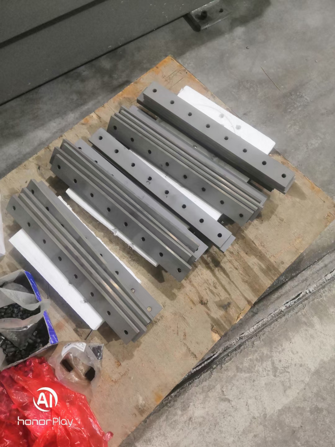 园林刀具耐磨涂层 林业刀具涂层 机械刀具耐磨涂层 机械刀具寿命增加 机械刀具，碎木刀，碳化钨涂层