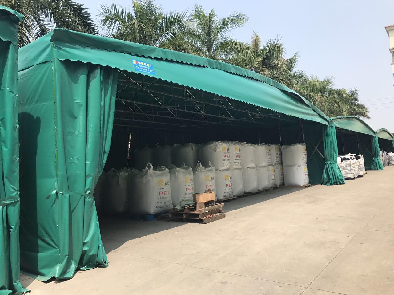墨脱县收缩仓库推拉篷户外移动遮阳棚折叠防雨蓬伸缩式雨棚大型排档帐篷