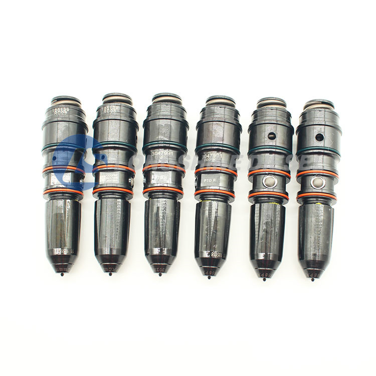 重庆燃油 康明斯拌合机修井机矿用车 发动机NTA855-C喷油器3047991