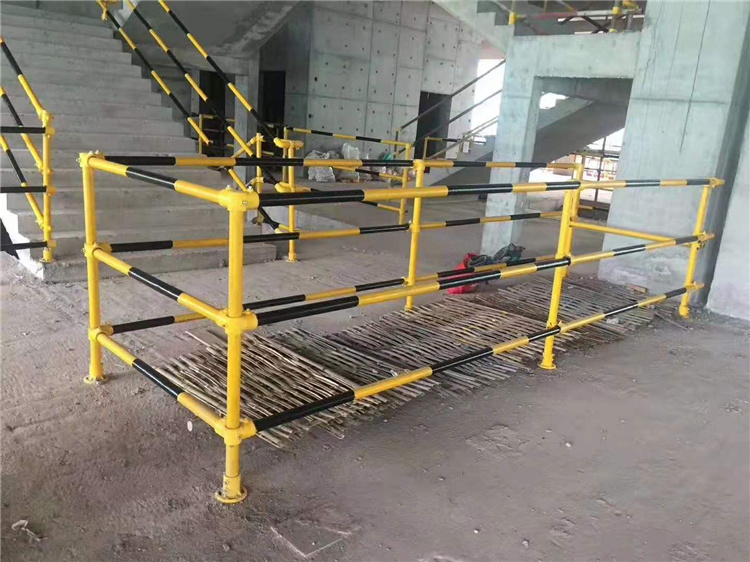  会平金属  建筑楼梯扶手 建筑楼梯立杆 临边防护立杆