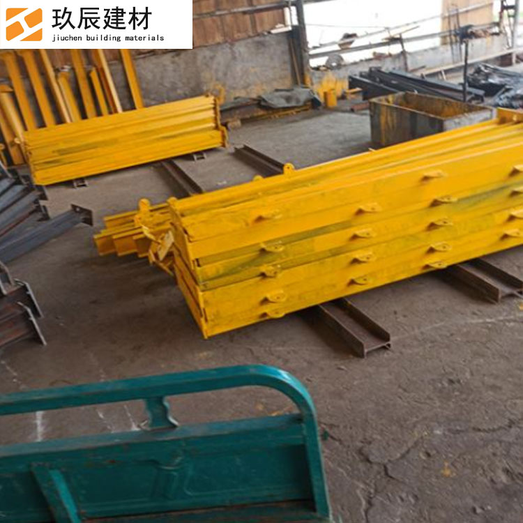 悬挑工字钢梁 玖辰紧固件 悬挑工字钢梁 长期供应 大量现货