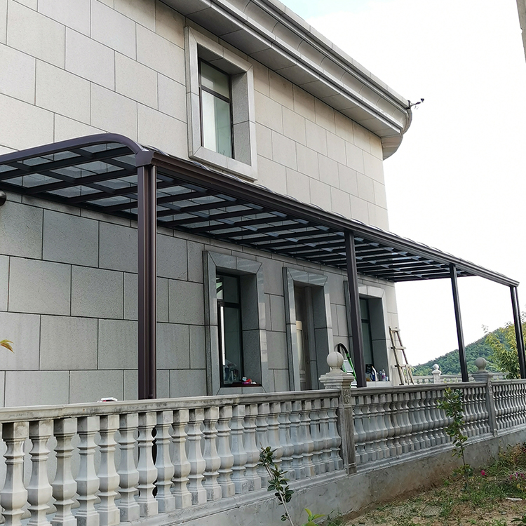 家用挡雨棚安装 沈阳<em>防</em>坠物挡雨棚