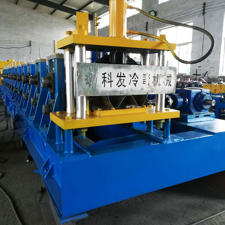 厂家高速护栏板机 高速公路护栏板生产设备 两波高速护栏设备