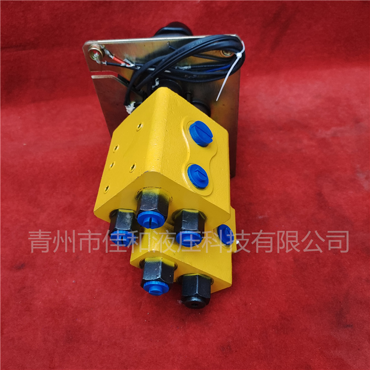 临工装载机单手柄先导阀供应 4120002027