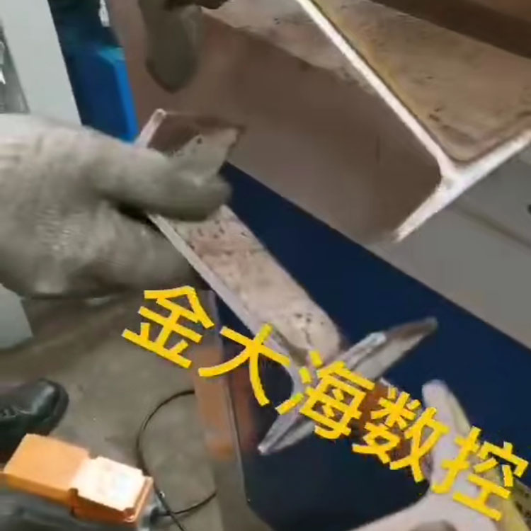 货架数控冲床 货架专用冲孔设备 节能环保