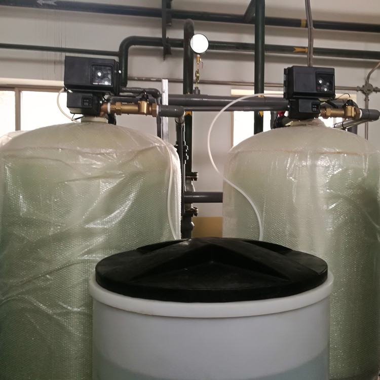 工业软化水设备 小型民用软化水设备 富莱8T/H锅炉软化水设备