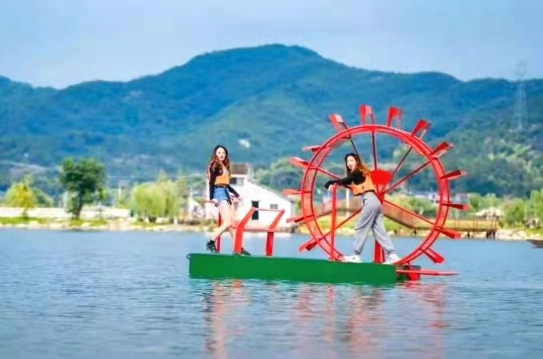 2021水上网红脚踏船 无动力网红船批发