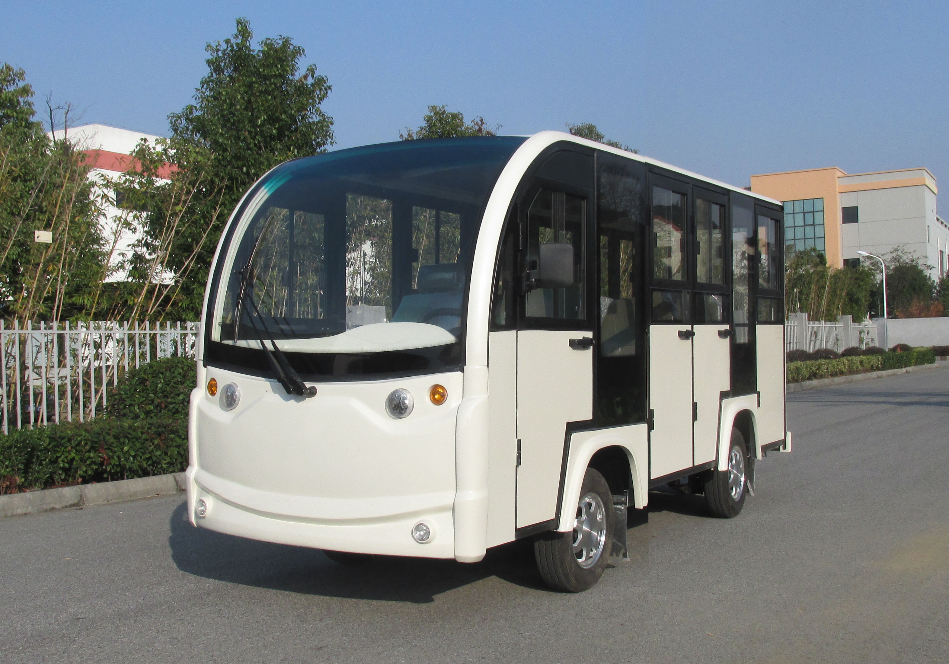 南京封闭空调电动观光车