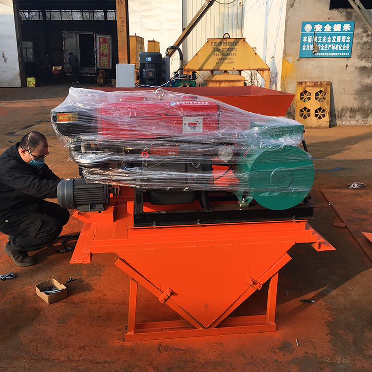 华水 一次性现浇成型机价格实惠 水沟衬砌机 全自动渠道成型机厂家定制