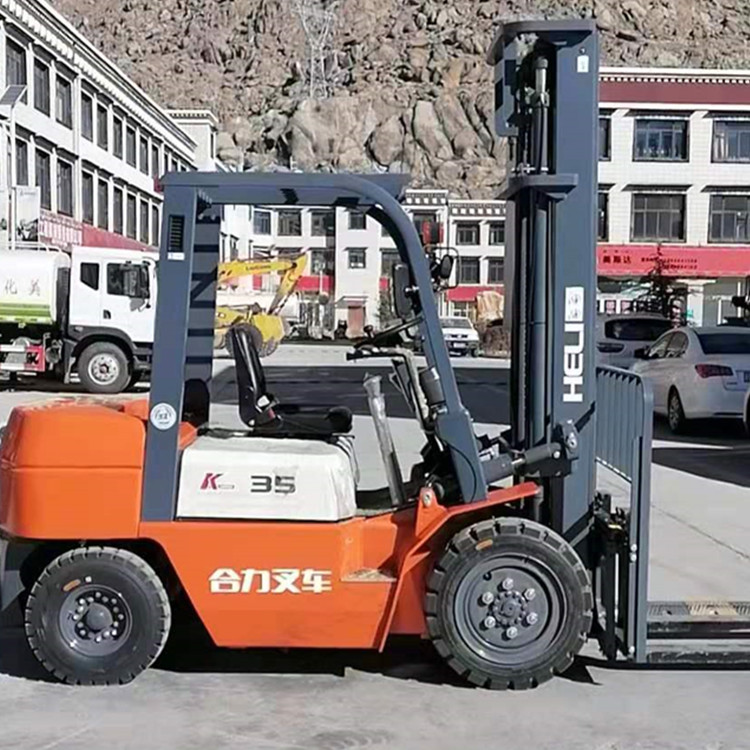 厂家出售工程越野叉车   3.5吨山地泥泞液压叉车  山路四驱越野叉车