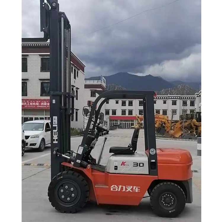 厂家供应大型山地丘陵用越野叉车   重型3吨叉车  欢迎订购