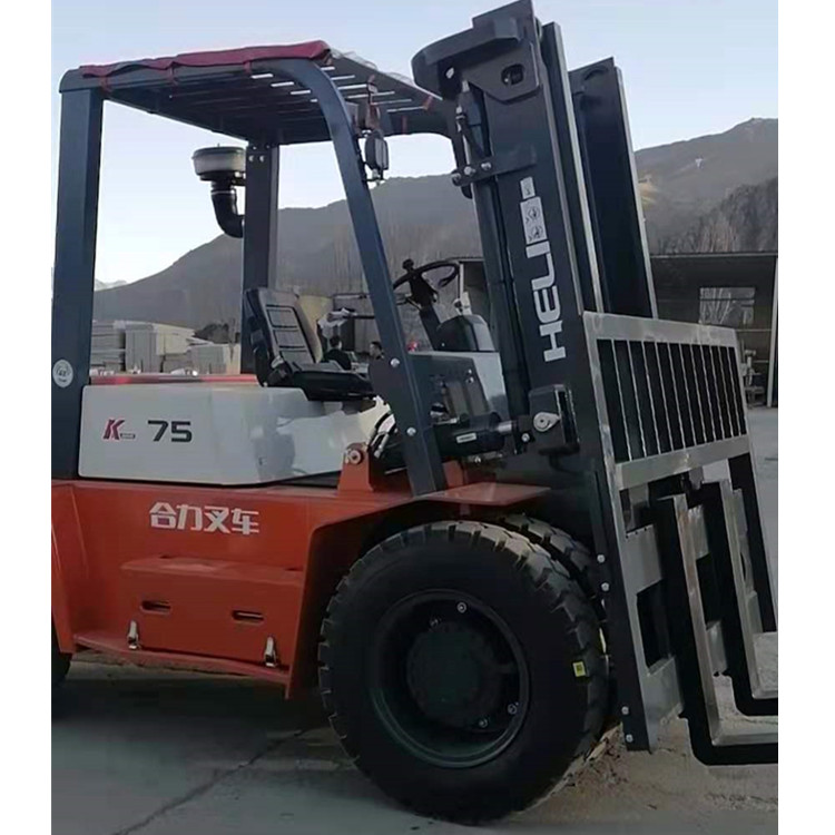 加工出售内燃式柴油四驱越野叉车 工地砖厂搬运车  7.5吨内燃叉车