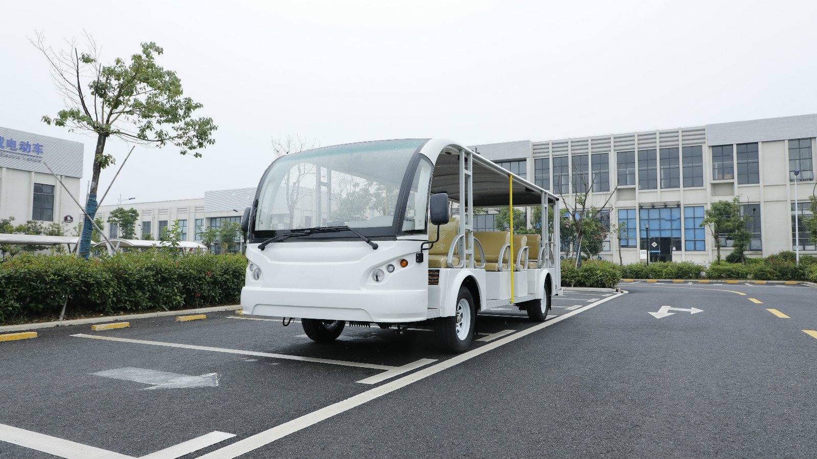 盐城电动封闭空调观光车厂家直销