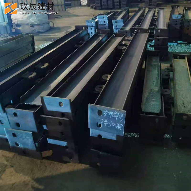 新型悬挑式脚手架 上拉式悬挑梁 玖辰建材 新型封闭式花篮悬挑 发货及时