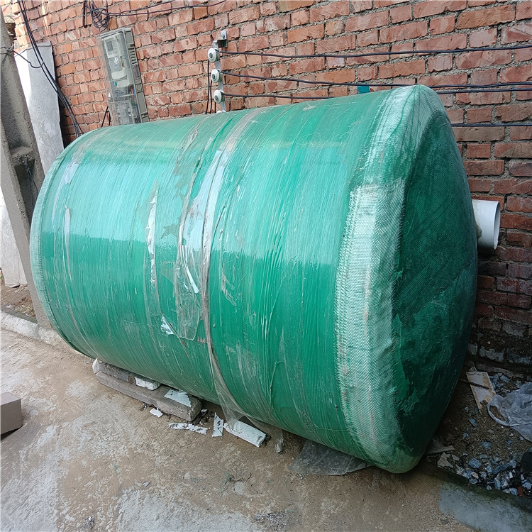 陕西玻璃钢三格化粪池 2/3/4立方农村家用旱厕改造 城市污水处理玻璃钢模压化粪池 厂家直发规格齐全