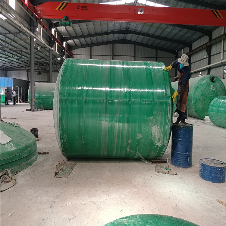 陕西渭南成品预制一体化玻璃钢化粪池三格式2-100立方大小定制