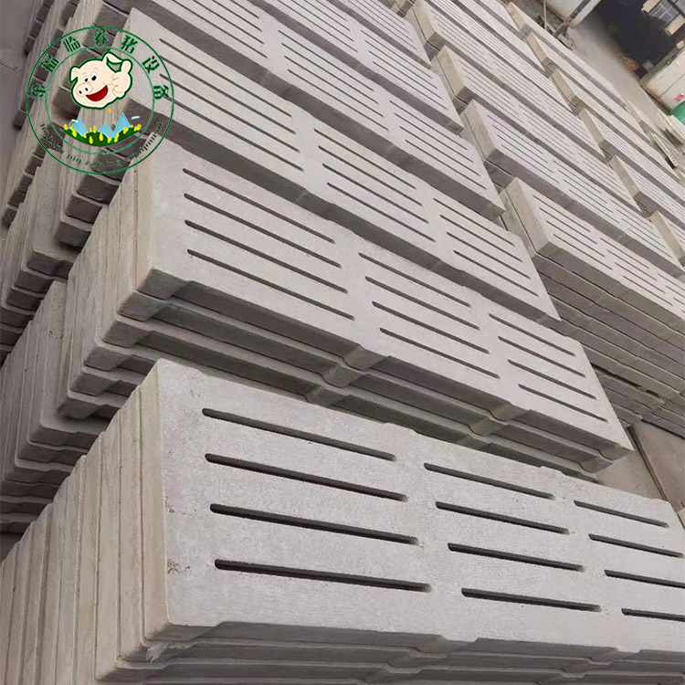 养猪设备加工 猪用水泥漏粪板 加厚漏粪篦子 金福临加工
