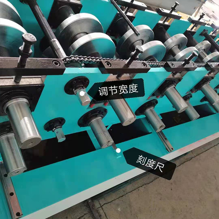 现货供应 全自动C型钢机 80-300C型钢成型机 彩钢板冷弯成型设备 飞扬支持定制